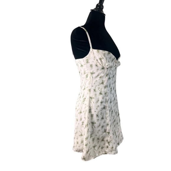 NWOT HOUSE OF CB 'Christiana' Garden Print Mini Dress  - L *47 - Picture 5 of 12